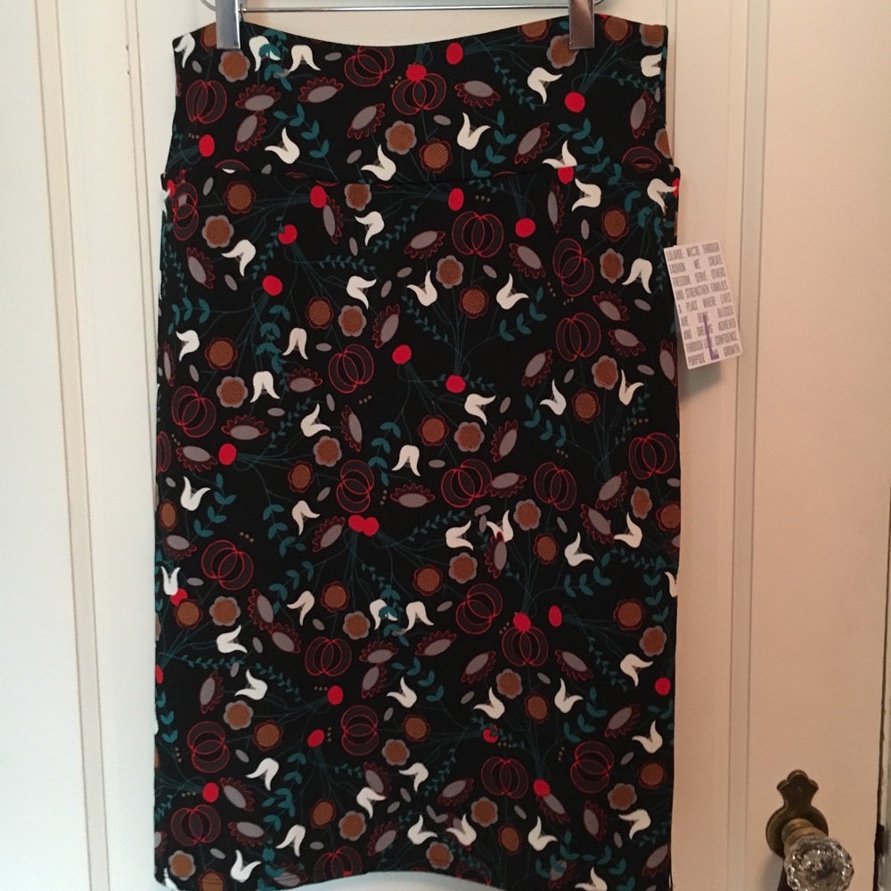 LuLaRoe Cassie Skirt NWT Size L